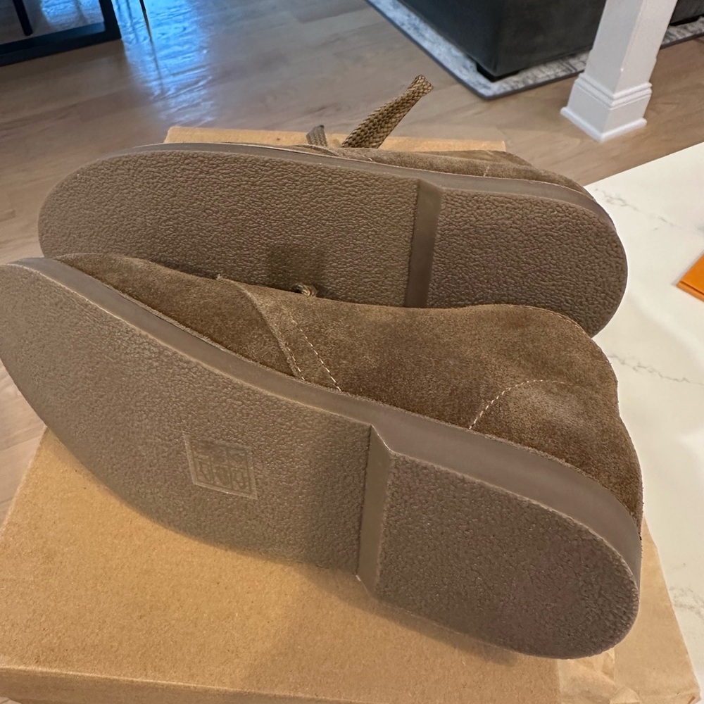 Boys Jcrew Calvert suede boots